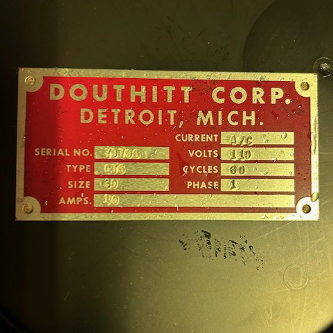 Used - Douthitt Computer to Screen Unit